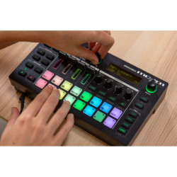 ROLAND LX705-CH