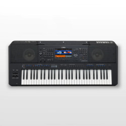 YAMAHA PSR SX 900